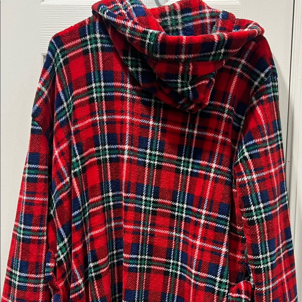 Red Plaid Hooded Robe - Picture 5 of 6
